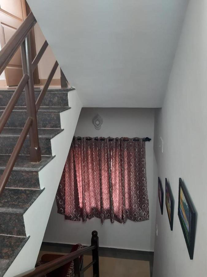 Barefootbay - Villa With Private Beach Access 첸나이 외부 사진